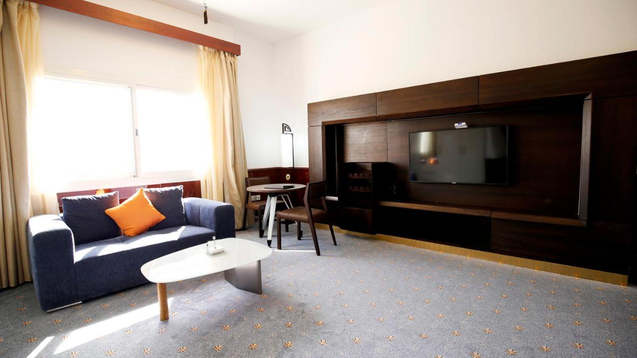 Great Wall Hotel Рас-эль-Хайма Экстерьер фото